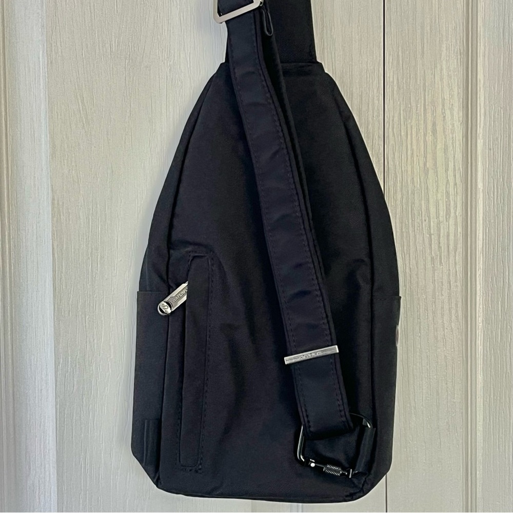 Waterfly Sling Bag Women’s Black Shoulder Multiple Pockets Crossbody Travel - Picture 2 of 9